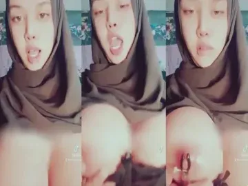Bokep Indo Desahan Arrazyny Sange Remas Toket Sampe Ngewe Brutal Crot Dalem